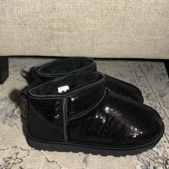UGG Classic Ultra Mini Mirror Ball Boot Black - Picture 2 of 8